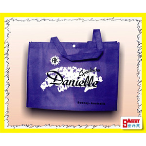 Bag with Button
